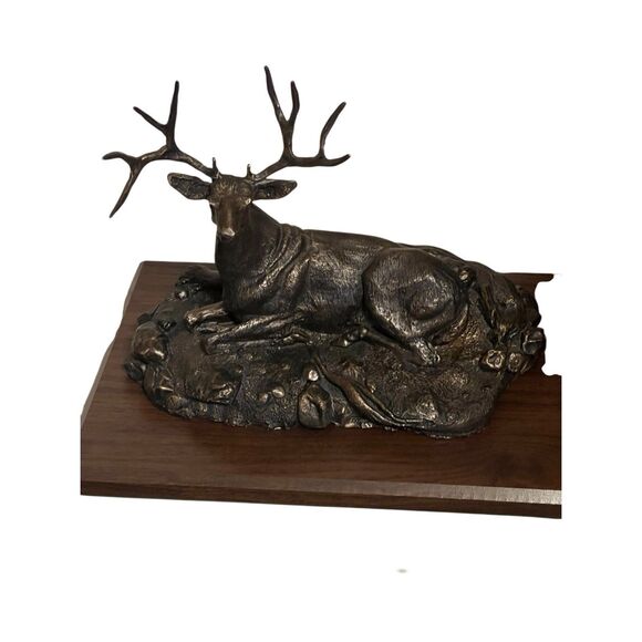 Bronzeman Minden, Nevada Bronze 9" x 11" Multi Point Buck Indoor Statue Mounted - Picture 1 of 10